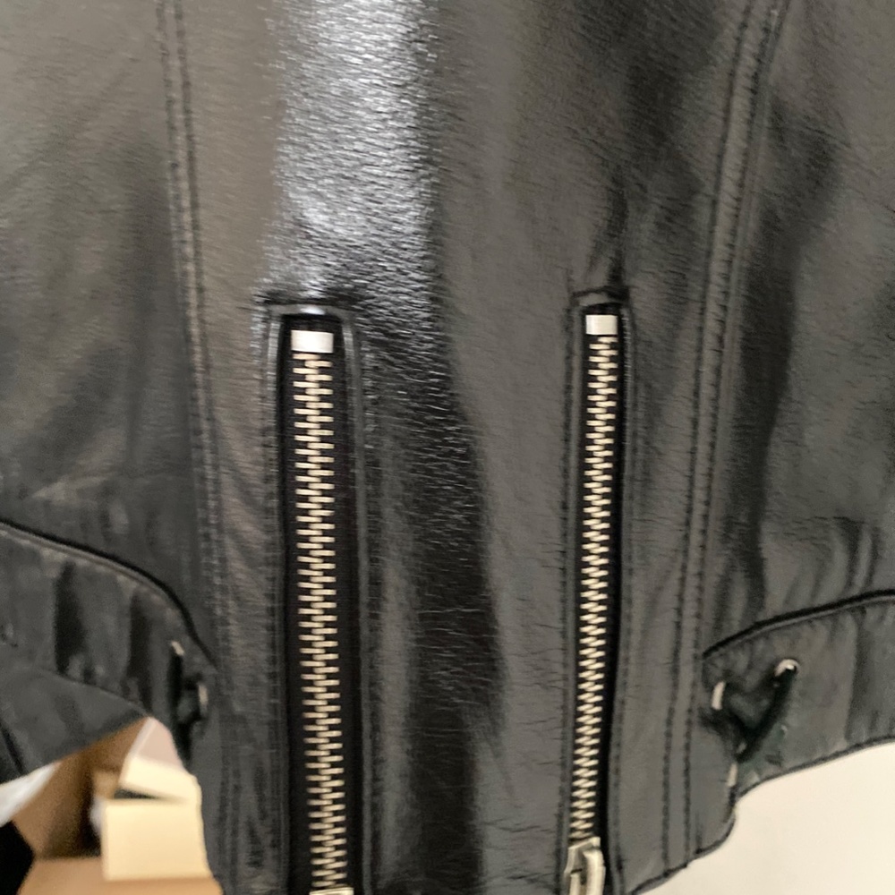 Evcode Black Leather Jacket - Picture 9 of 11